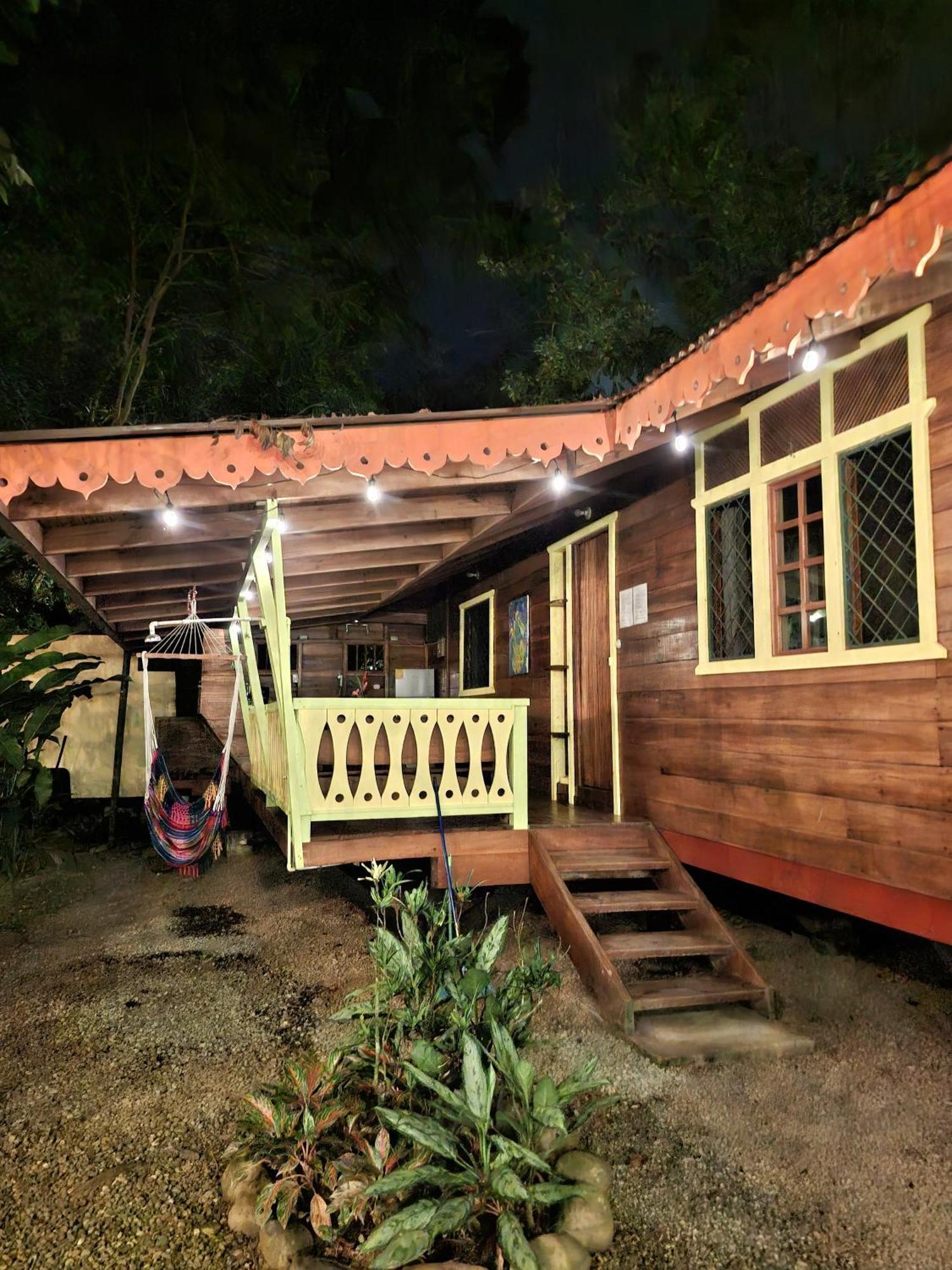 El Jardin De Playa Negra Villa Puerto Viejo de Talamanca Eksteriør billede
